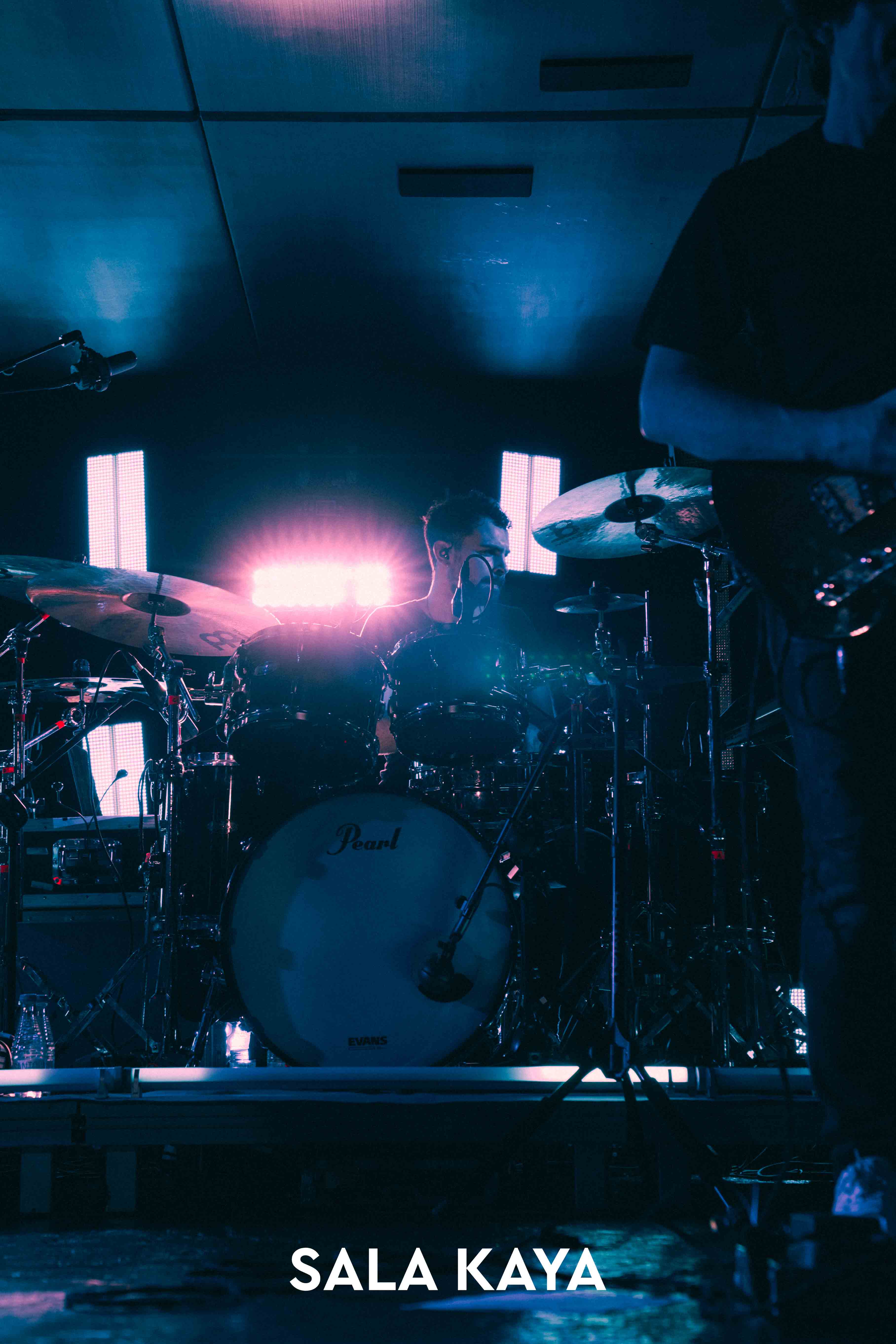 foto de público de MALDITA NEREA