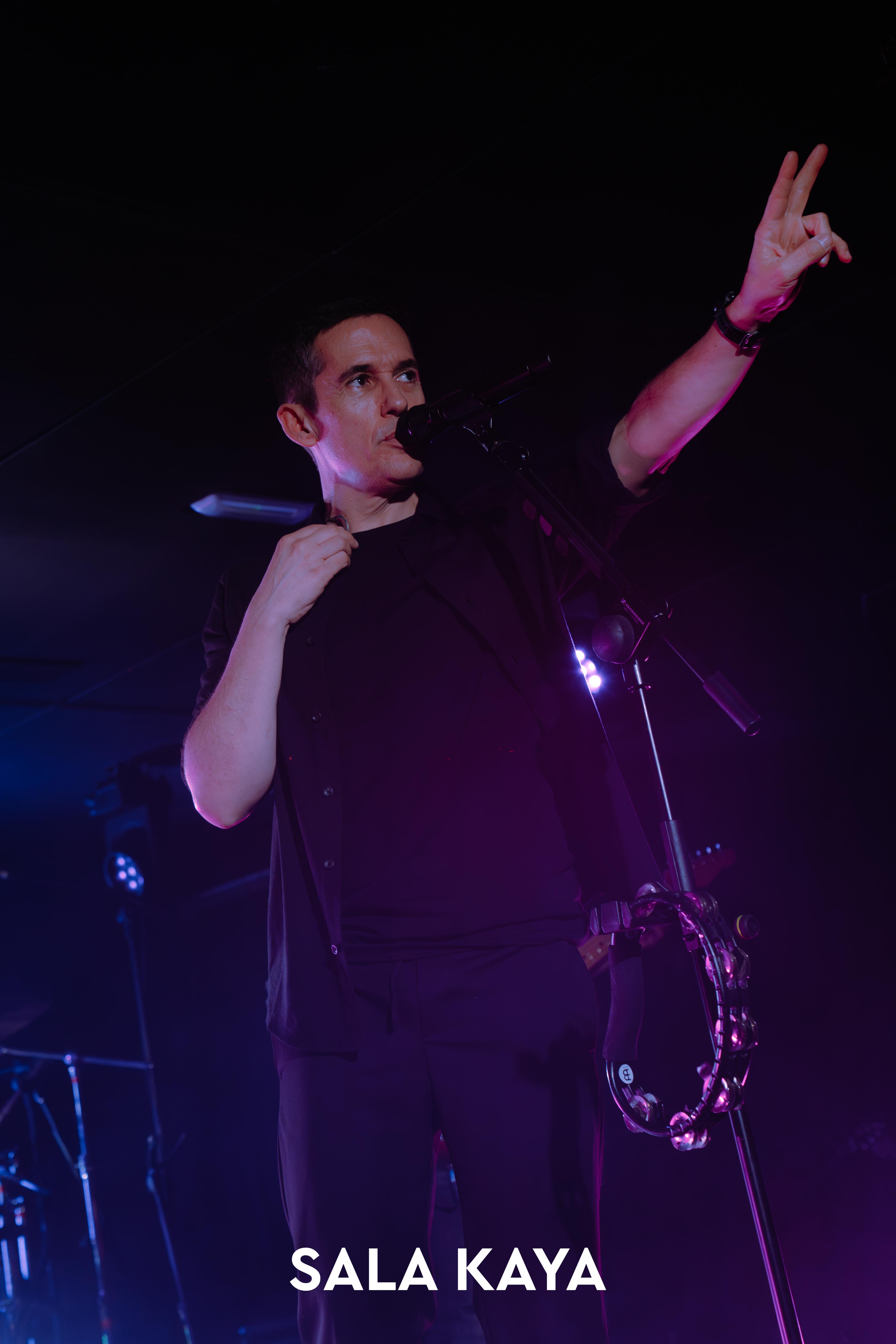 foto de público de MALDITA NEREA