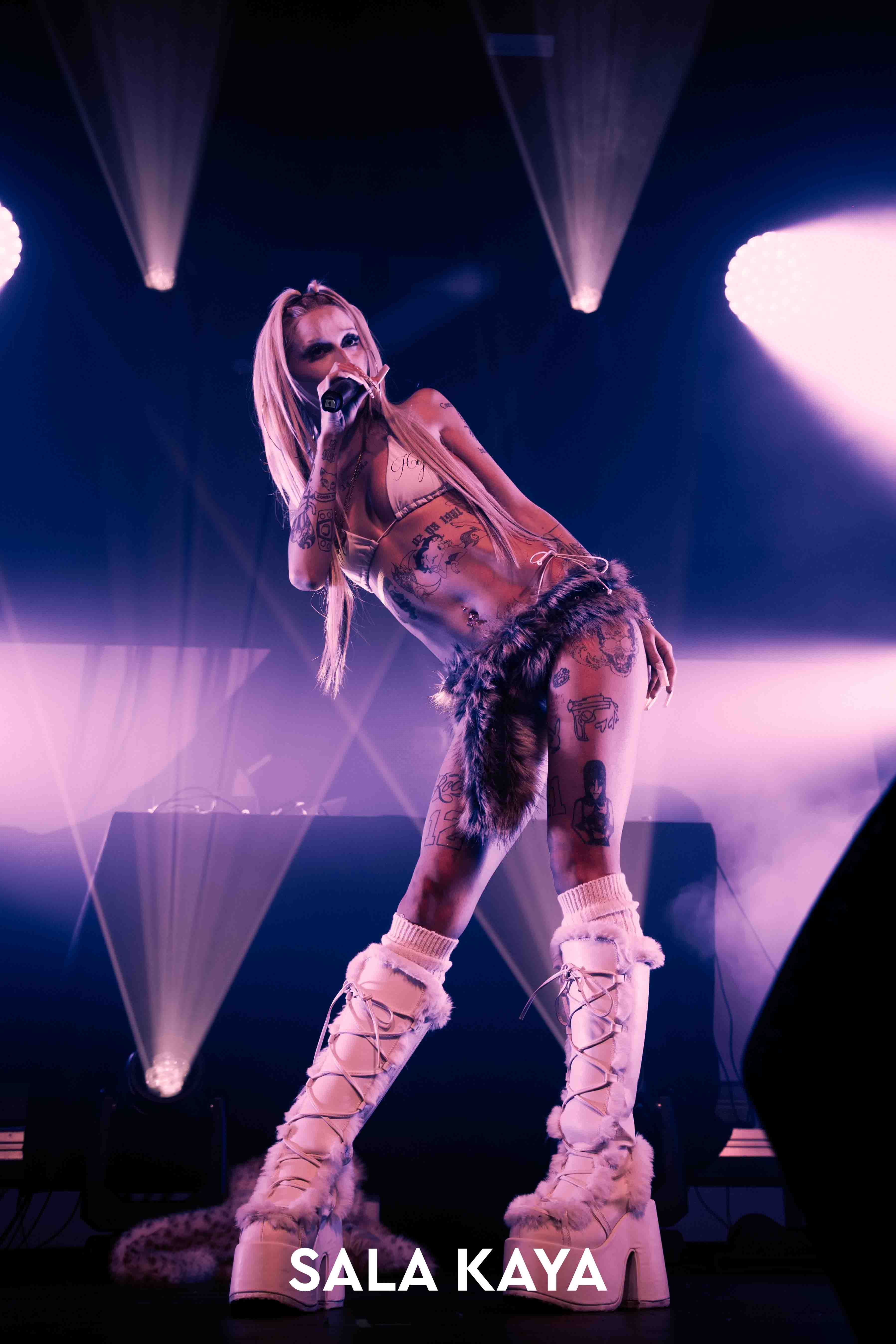 foto de público de METRIKA