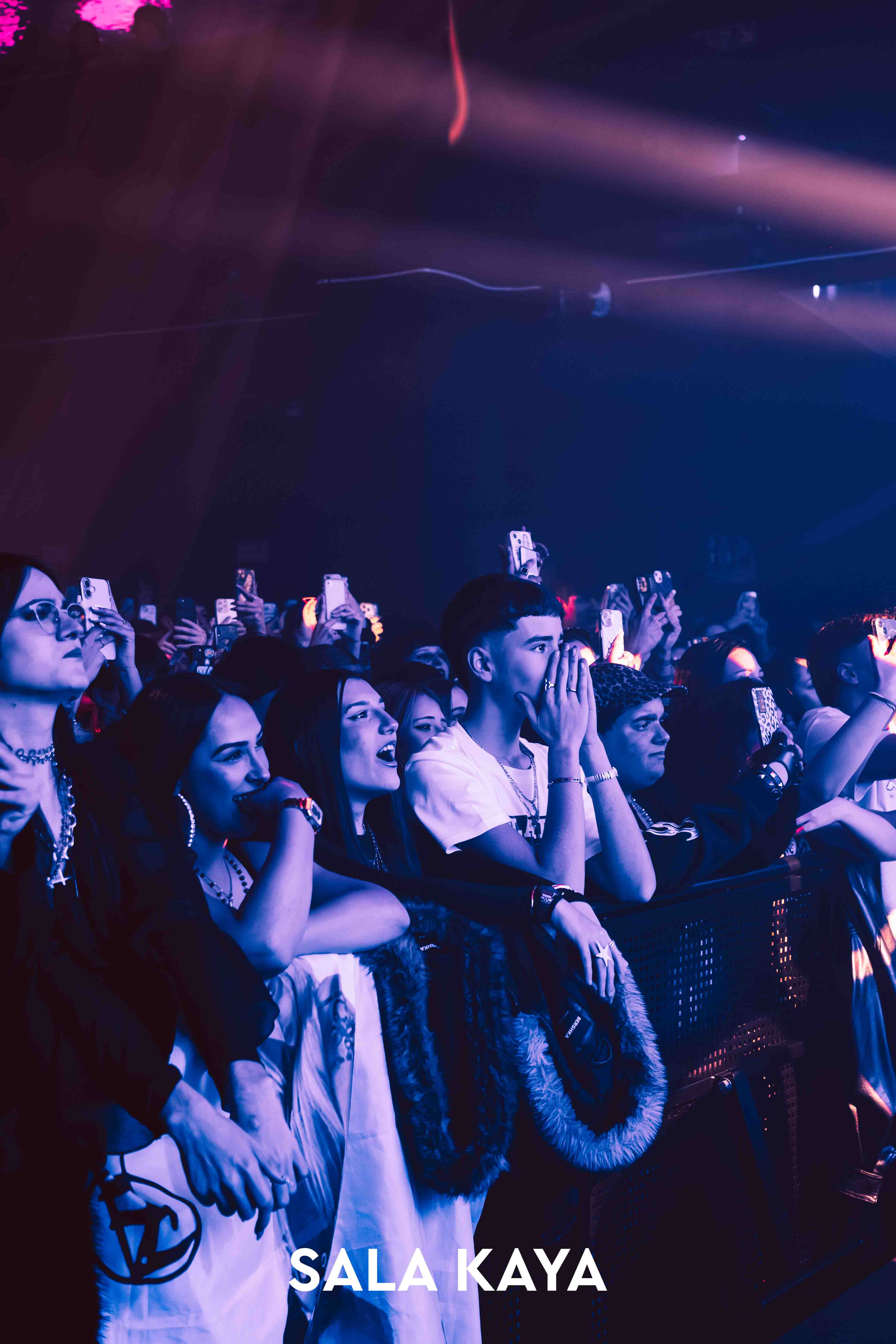 foto de público de METRIKA