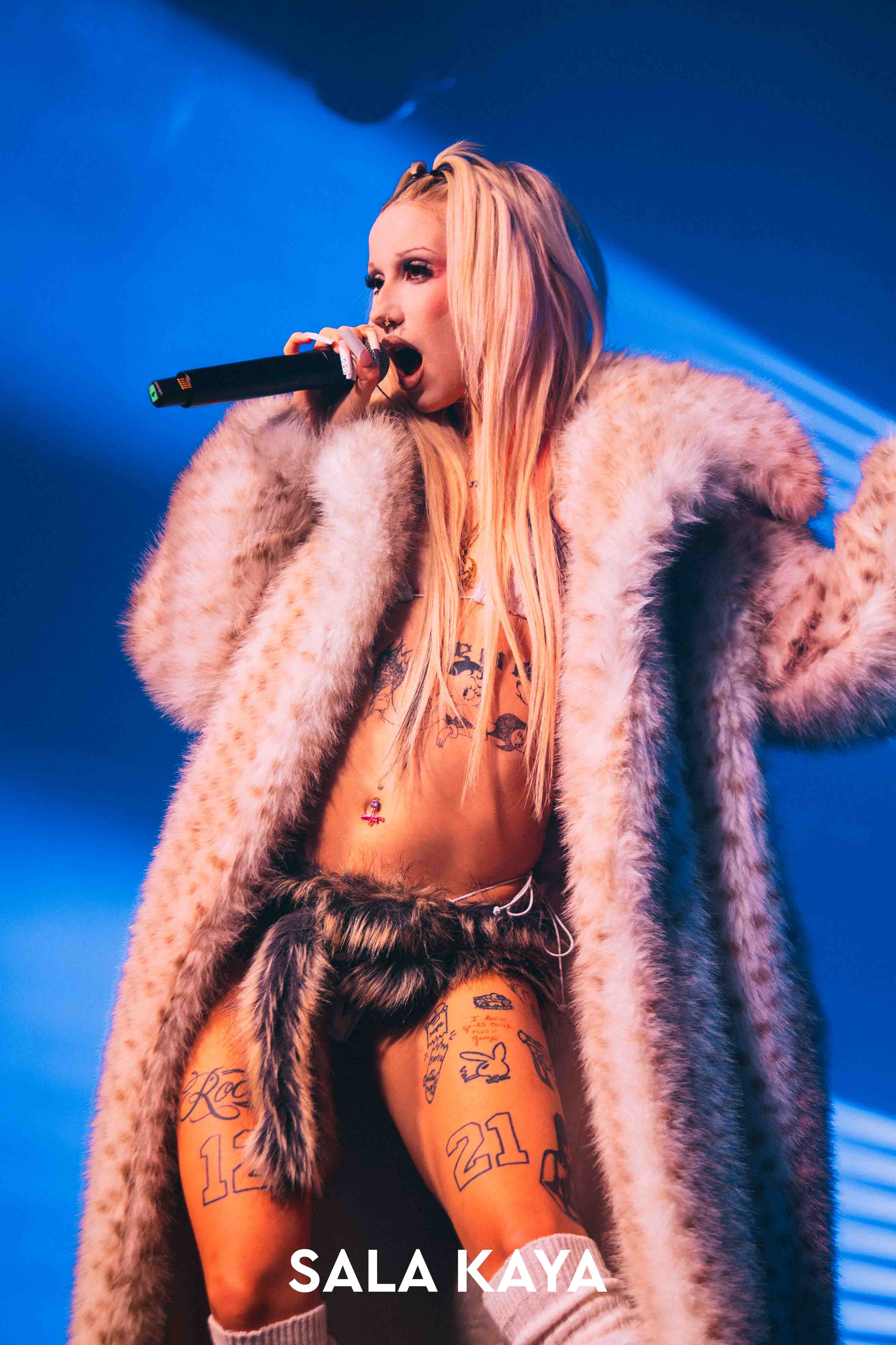 foto de público de METRIKA