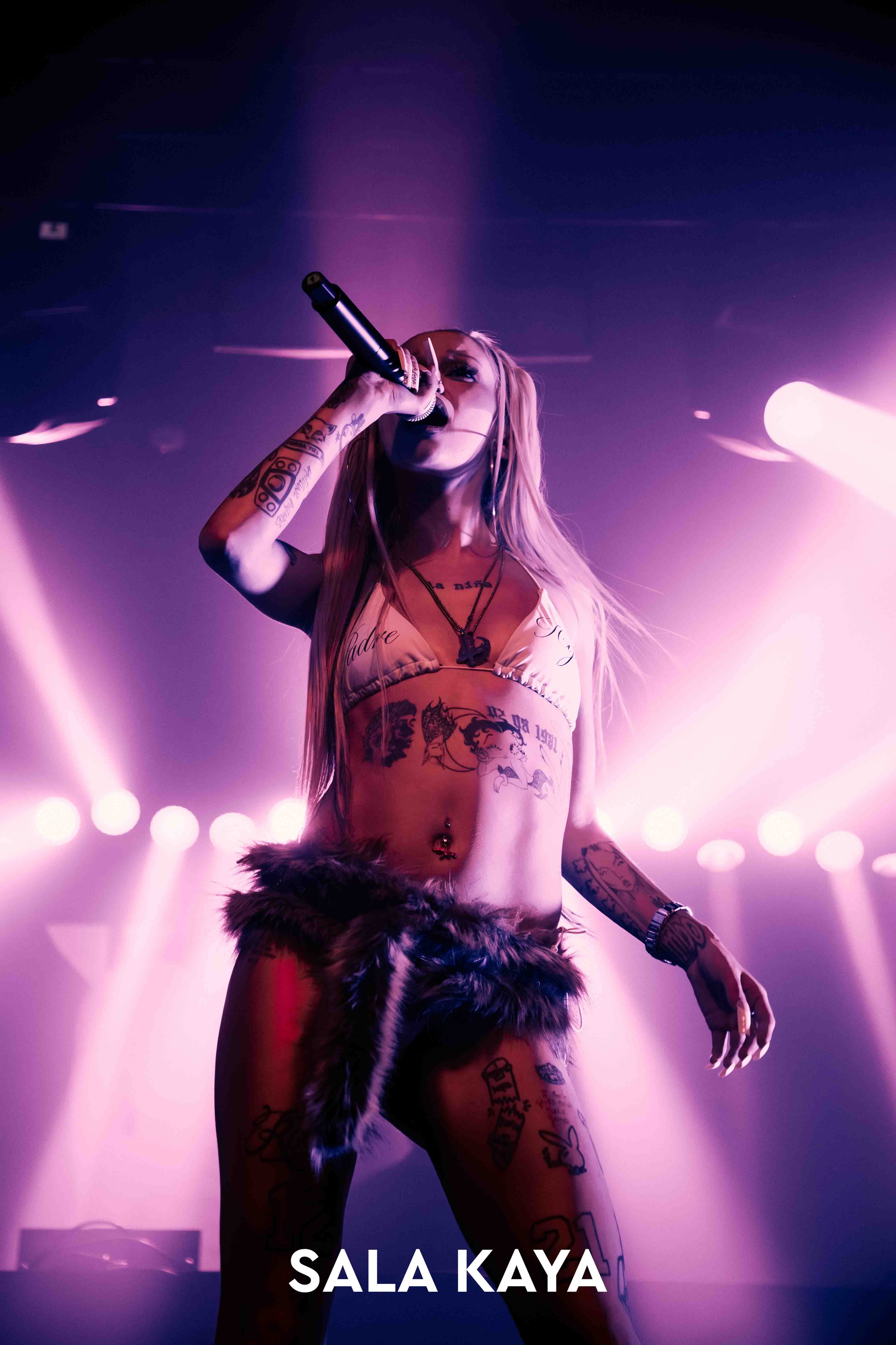 foto de público de METRIKA