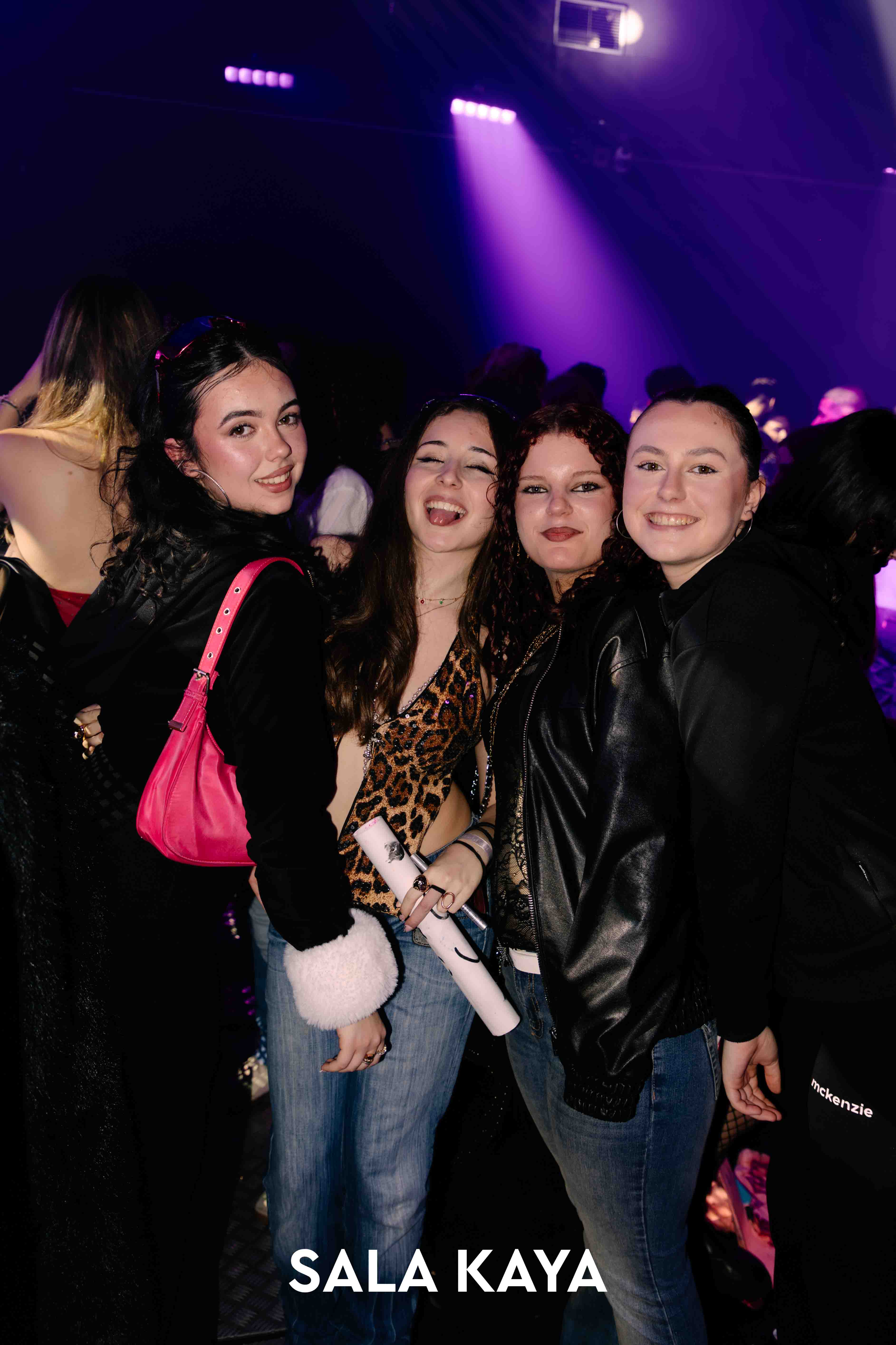 foto de público de METRIKA