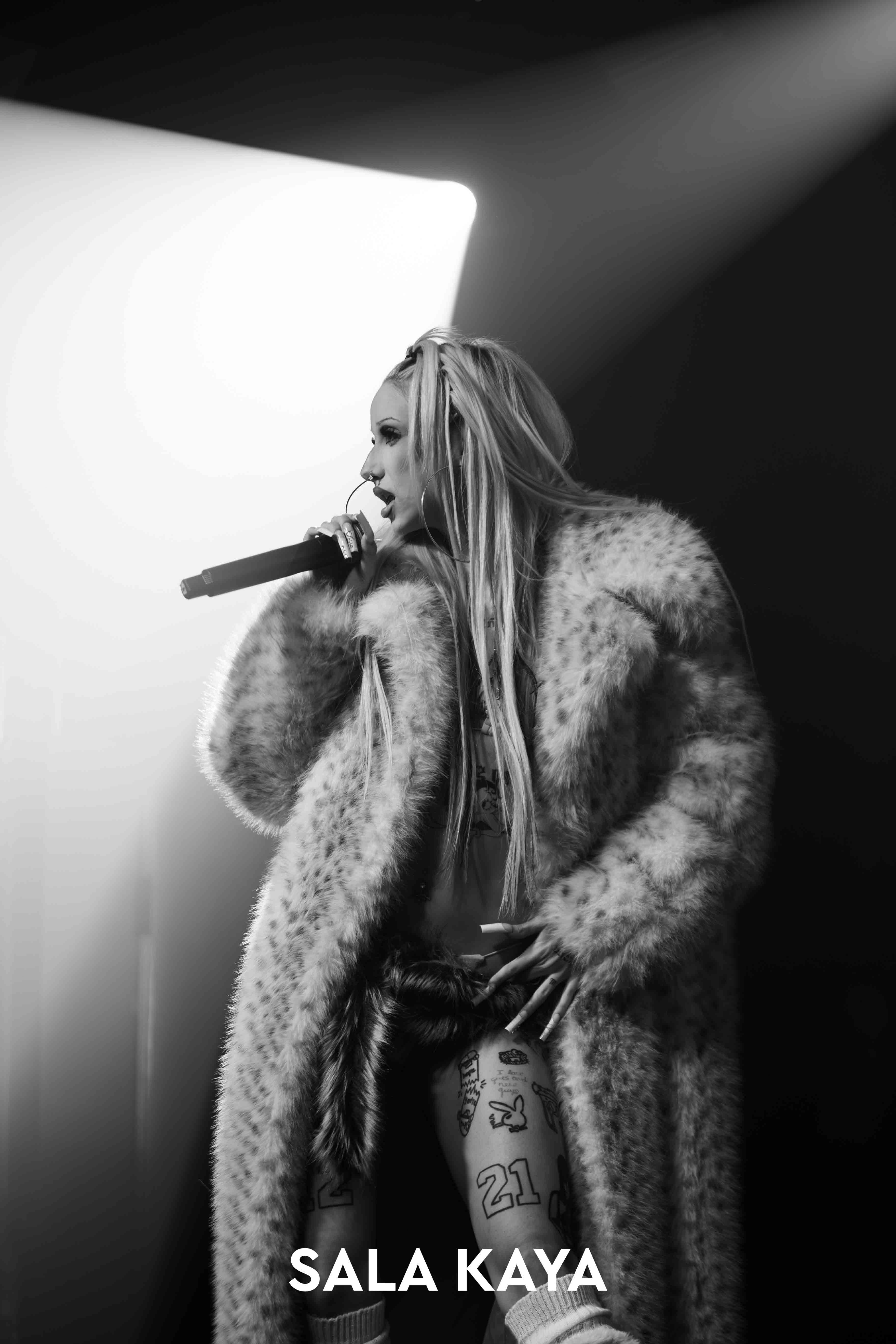 foto de público de METRIKA