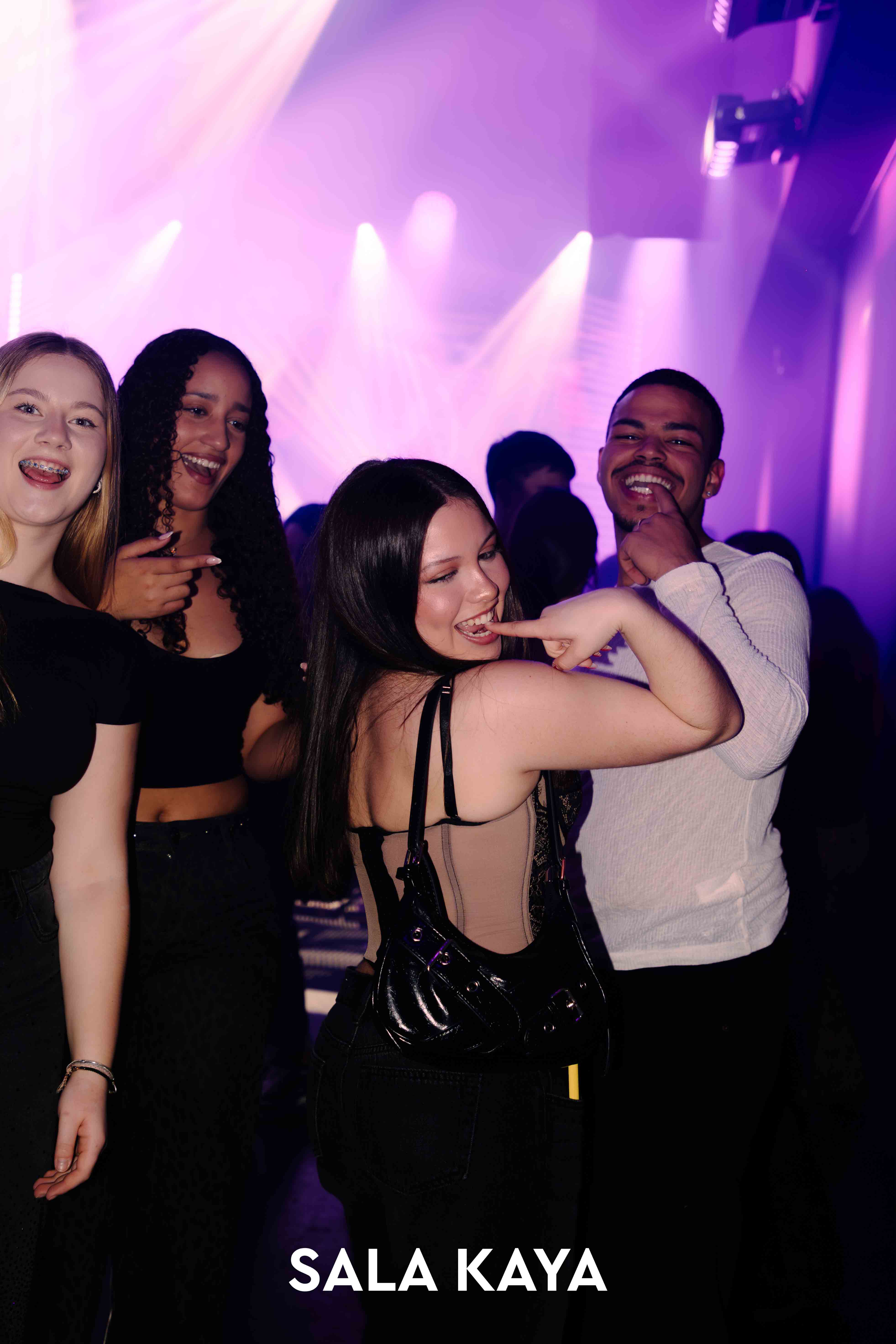 foto de público de METRIKA