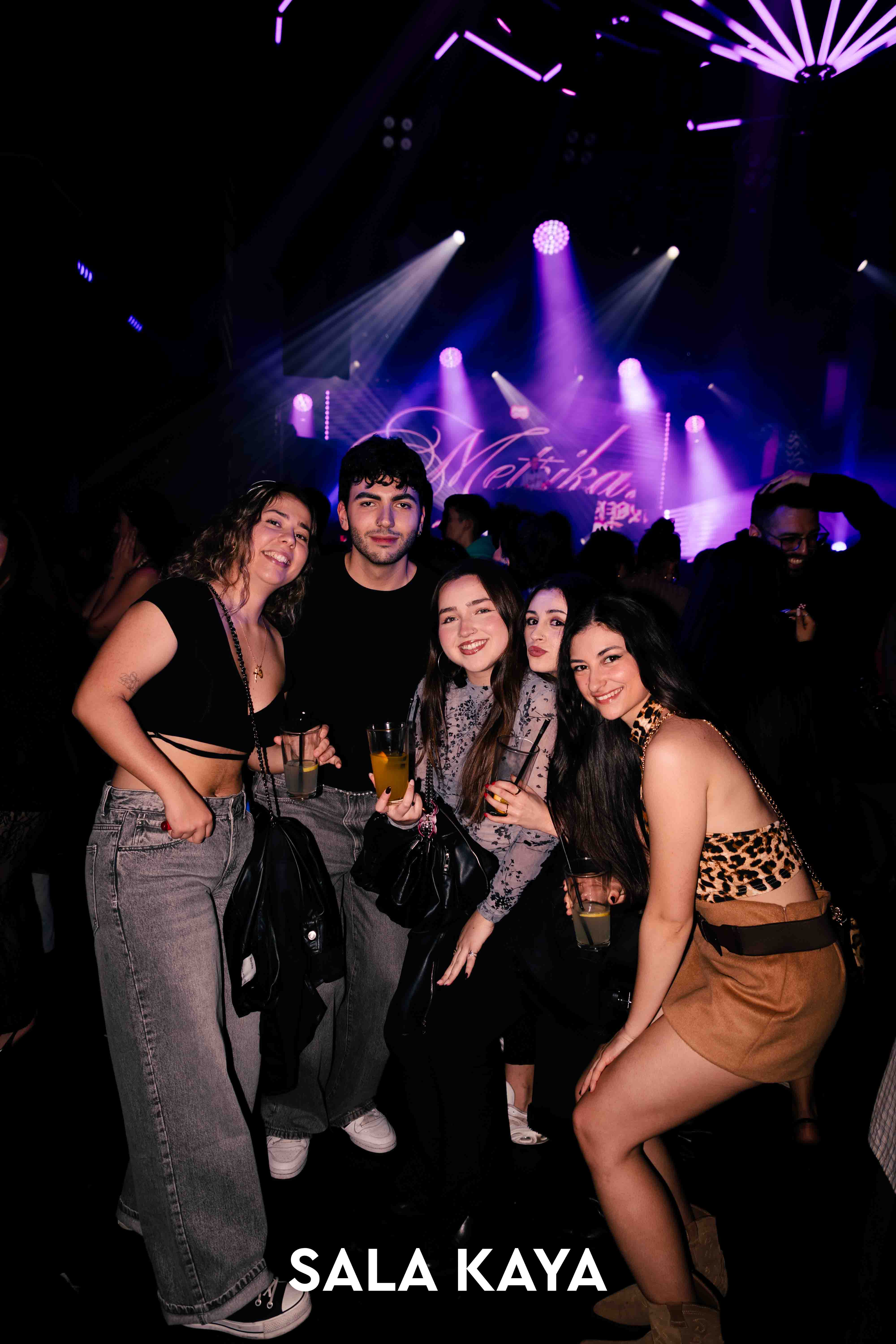 foto de público de METRIKA