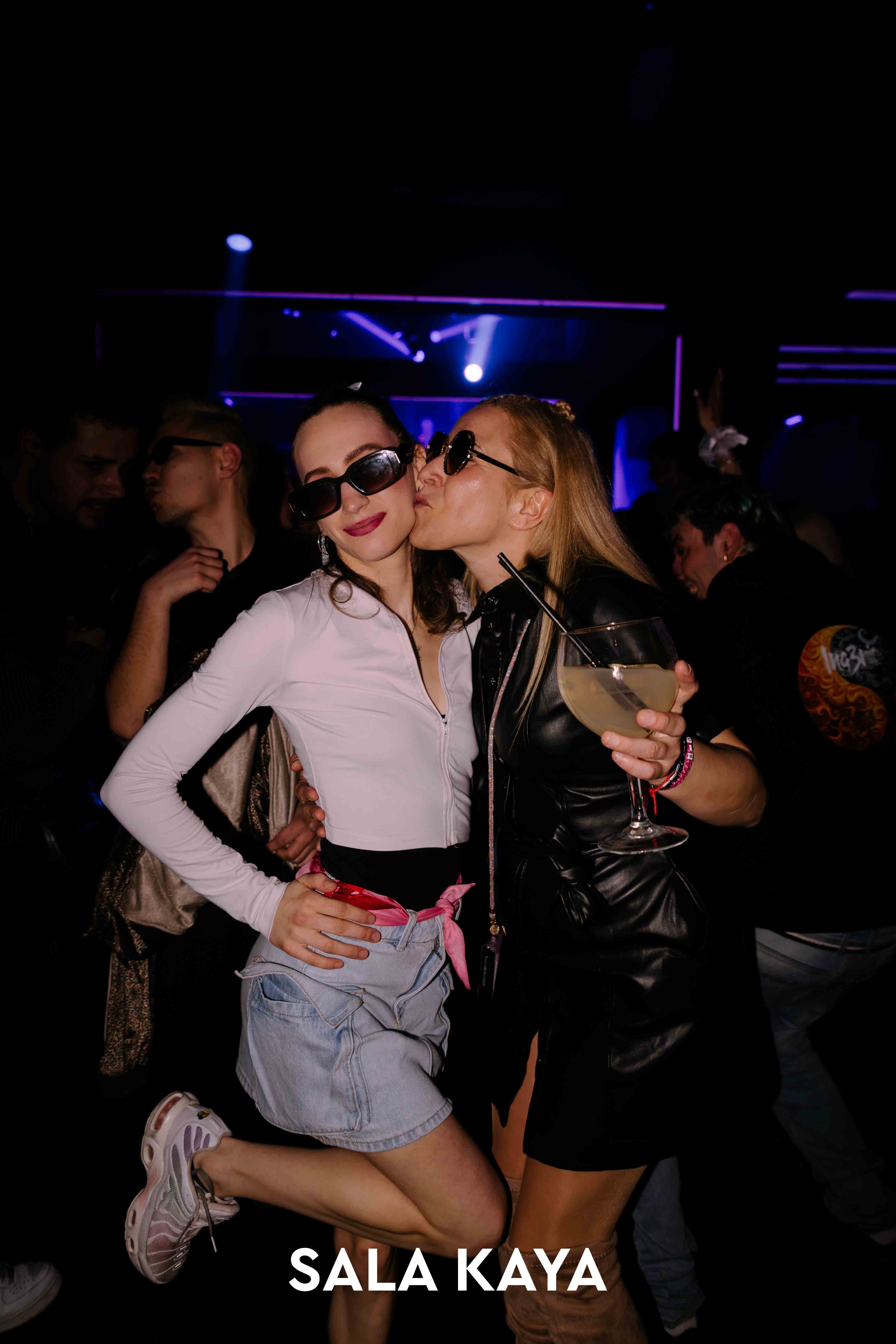 foto de público de METRIKA