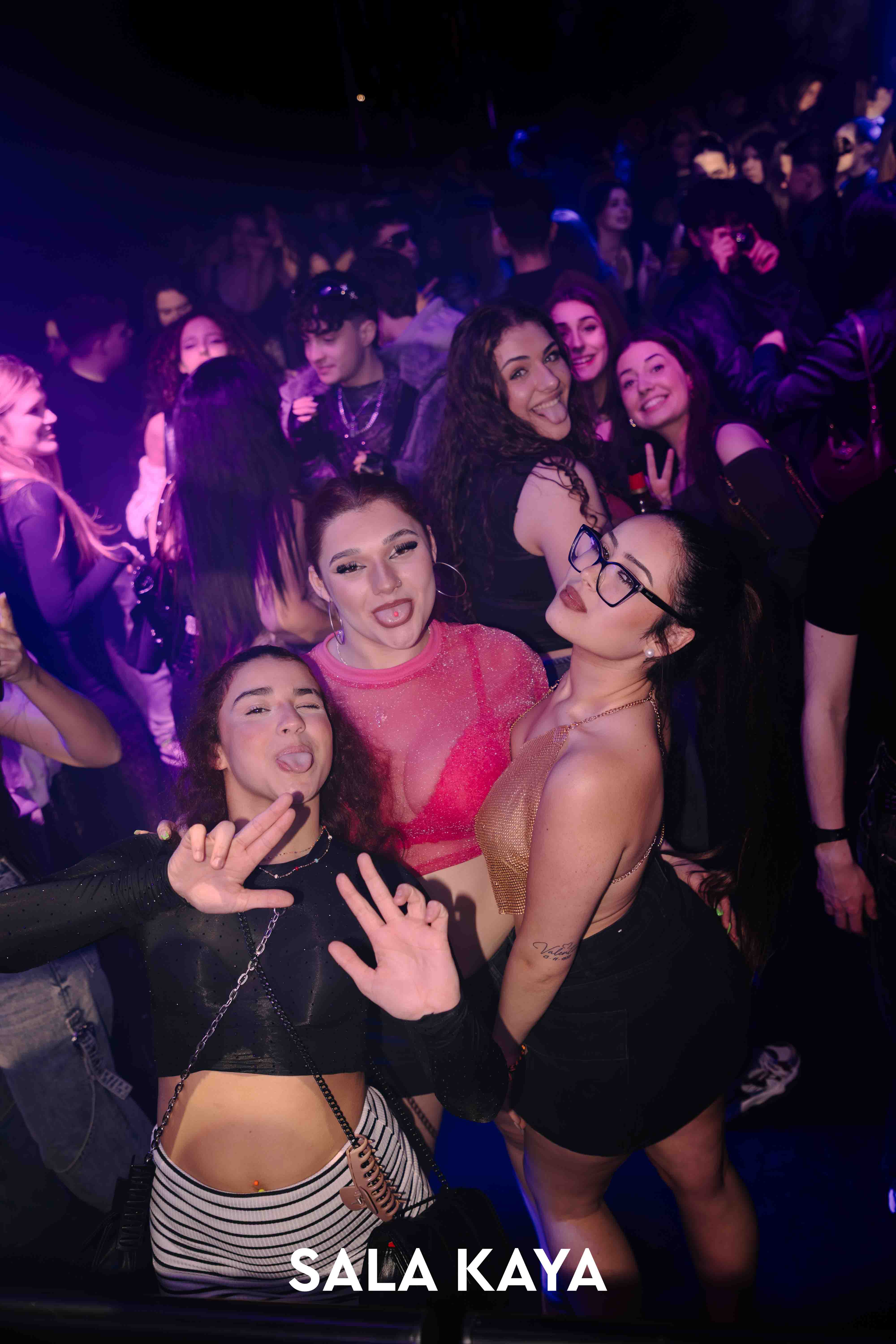 foto de público de METRIKA