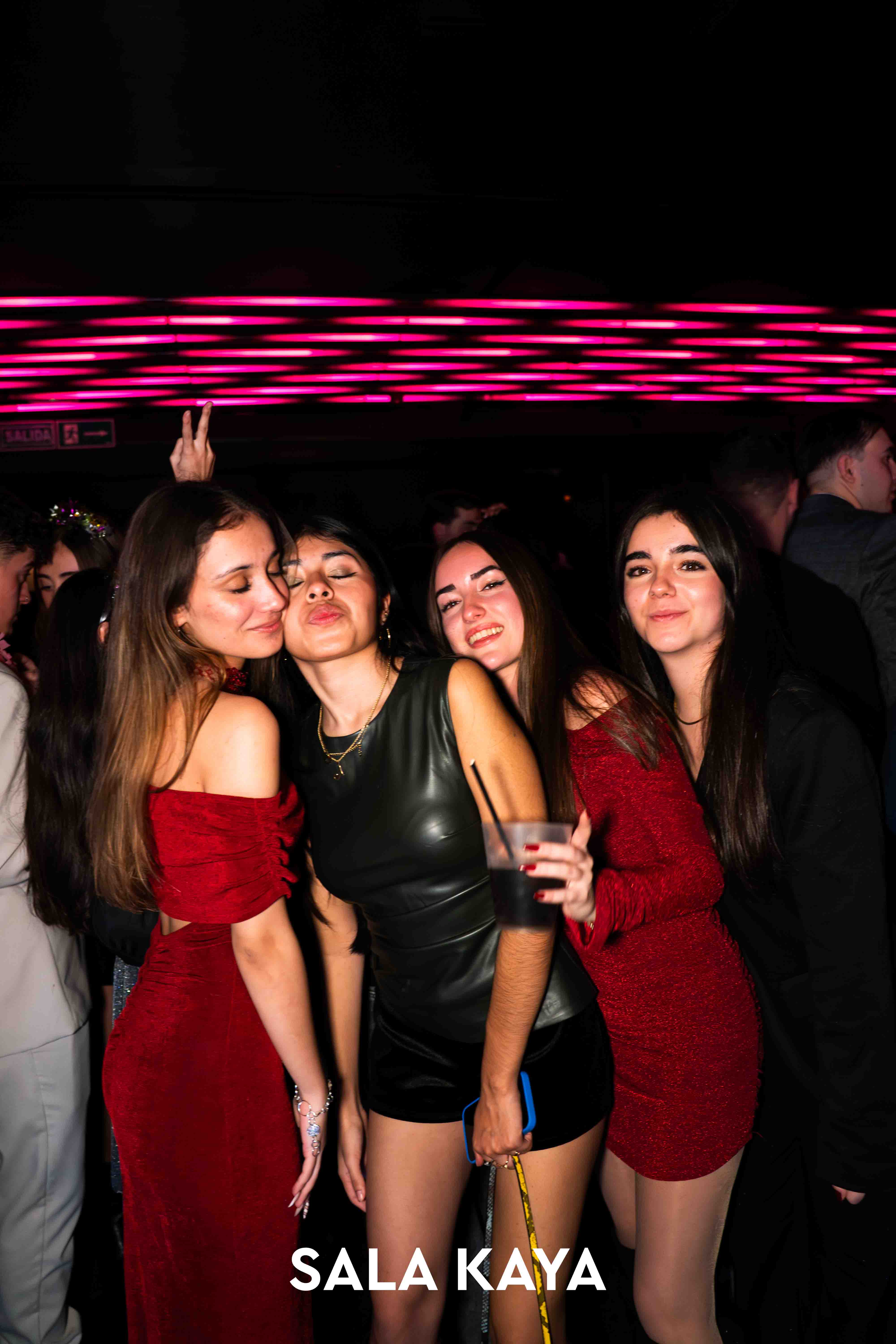 foto de público de NOCHEVIEJA 2025