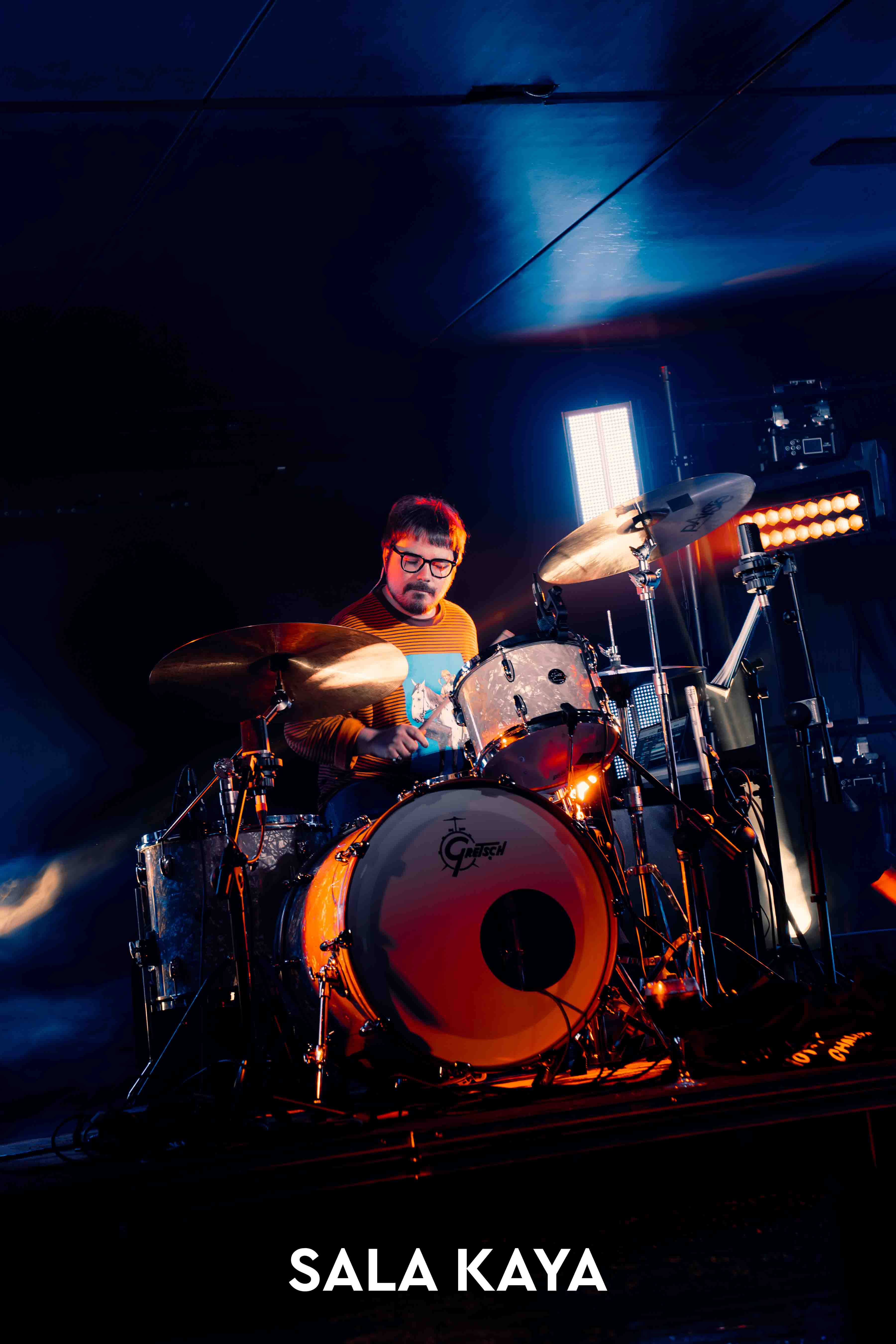 foto de público de NIKONE