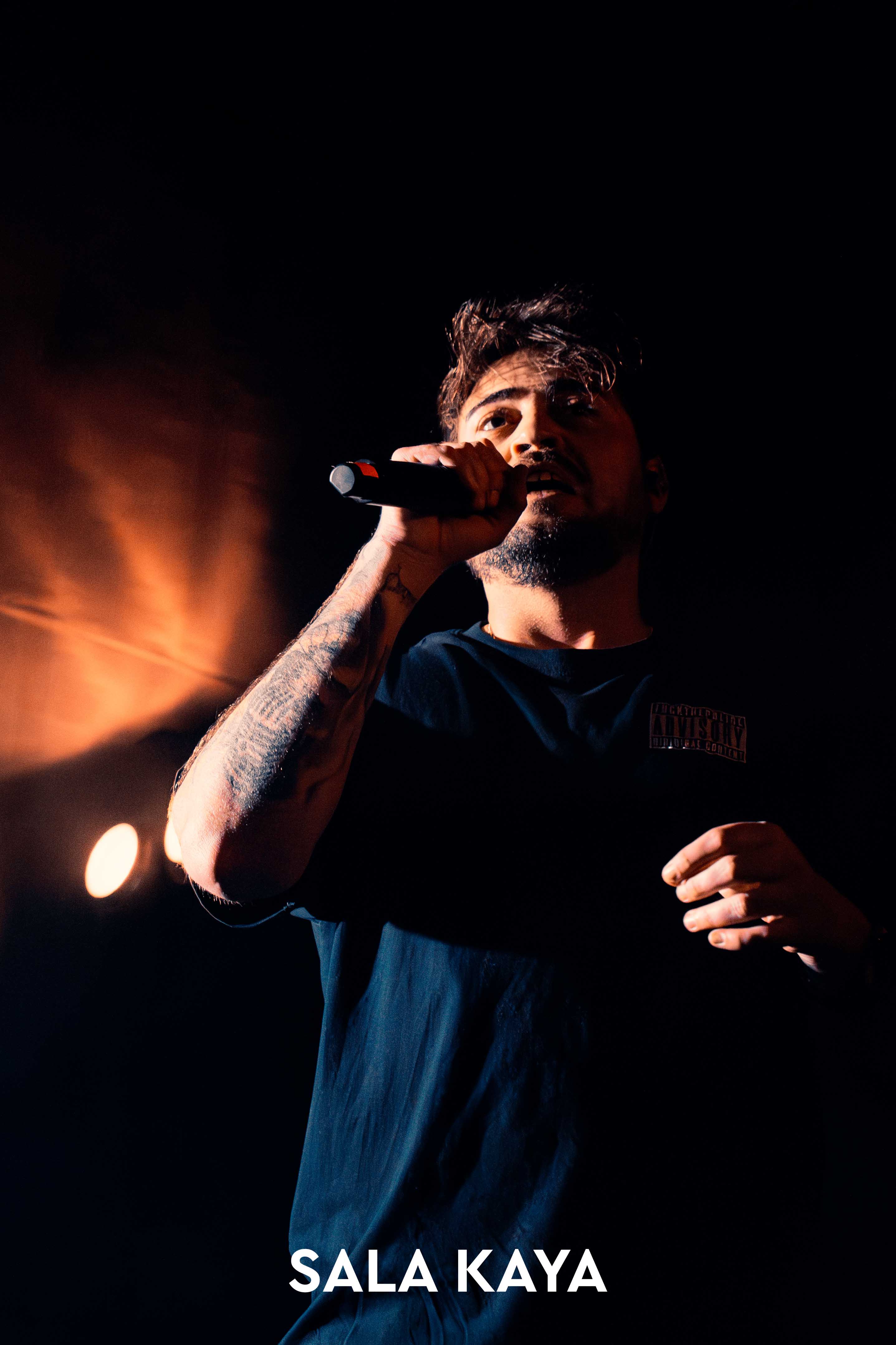 foto de público de NIKONE