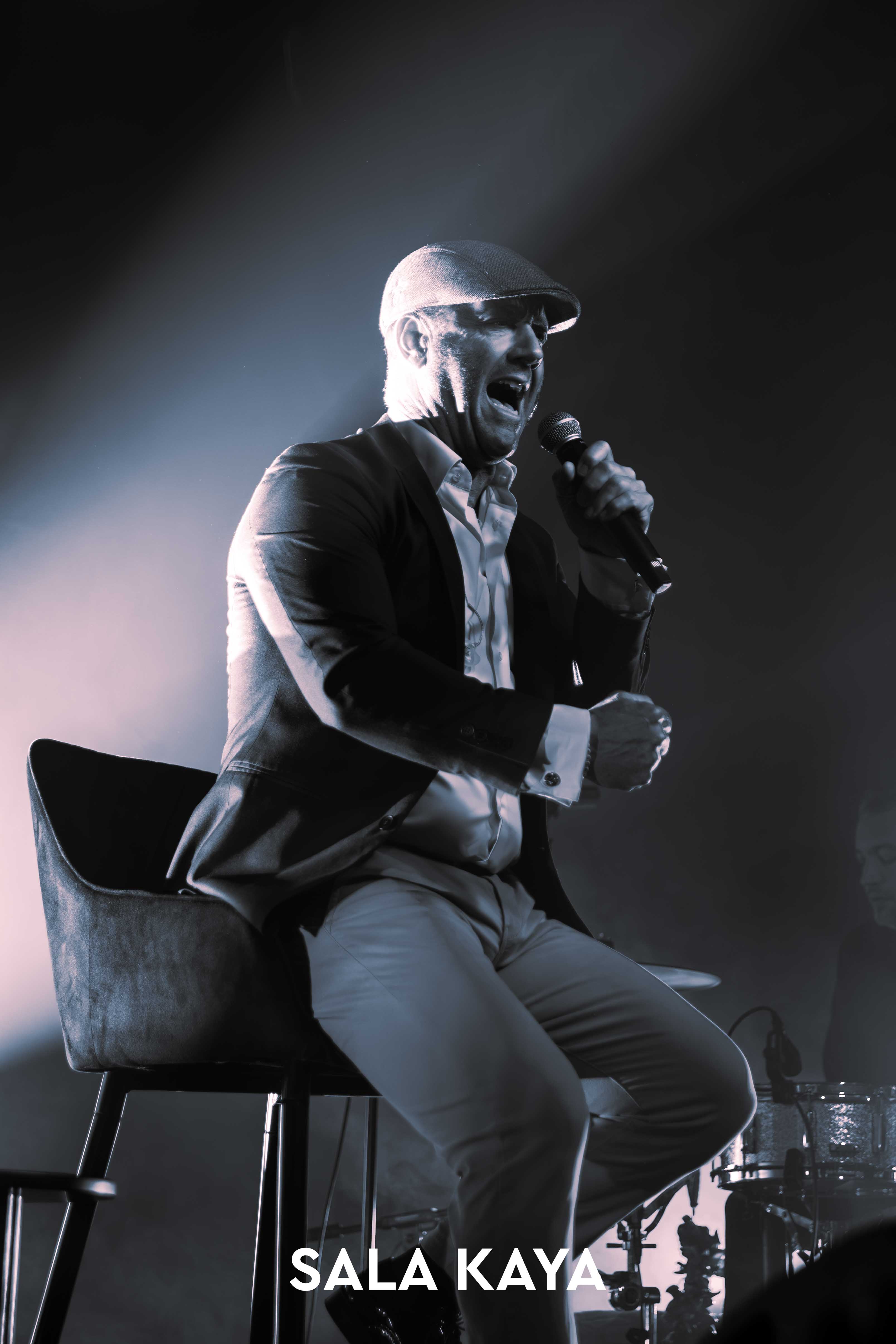 foto de público de PACO CANDELA