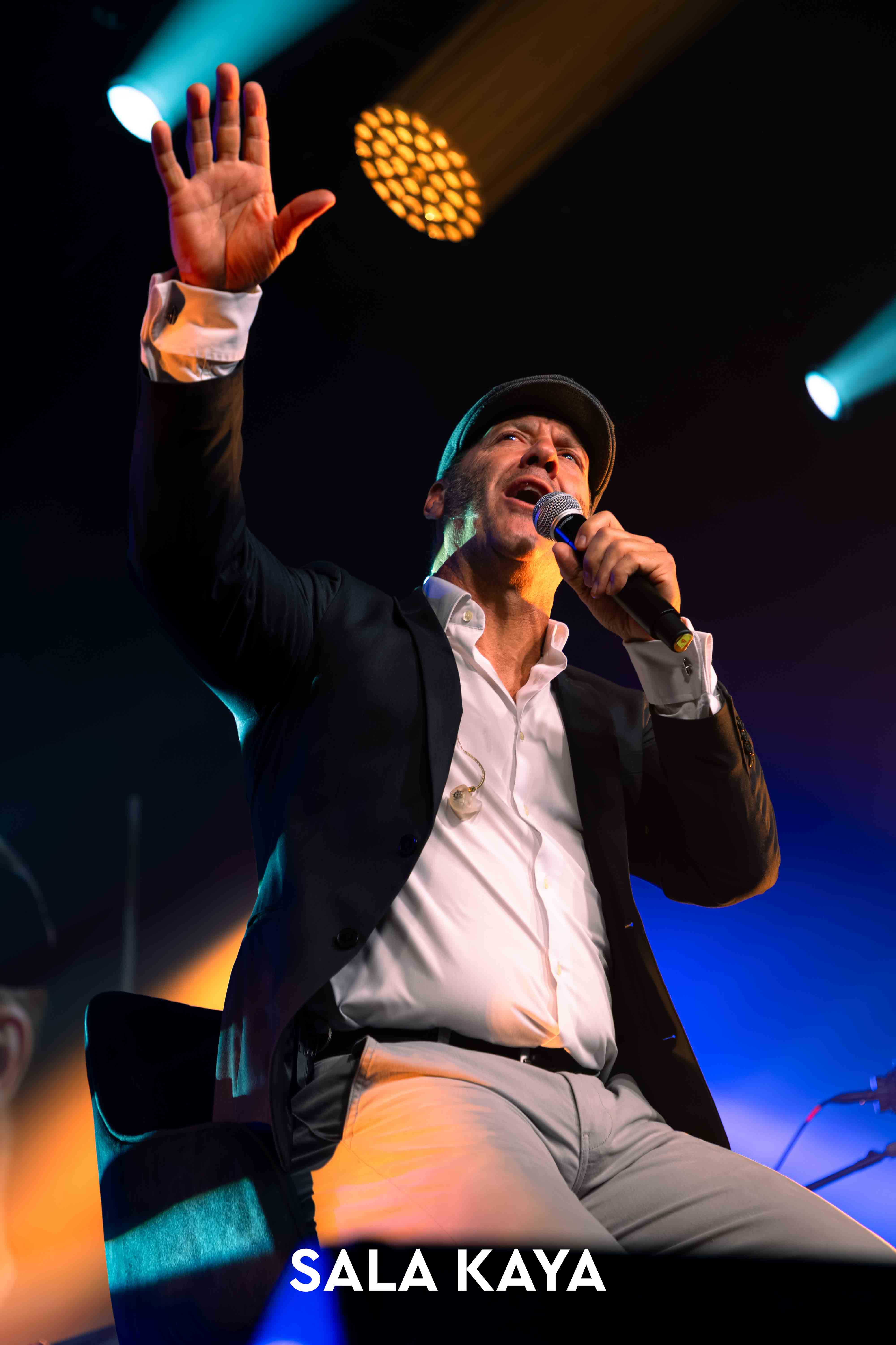 foto de público de PACO CANDELA