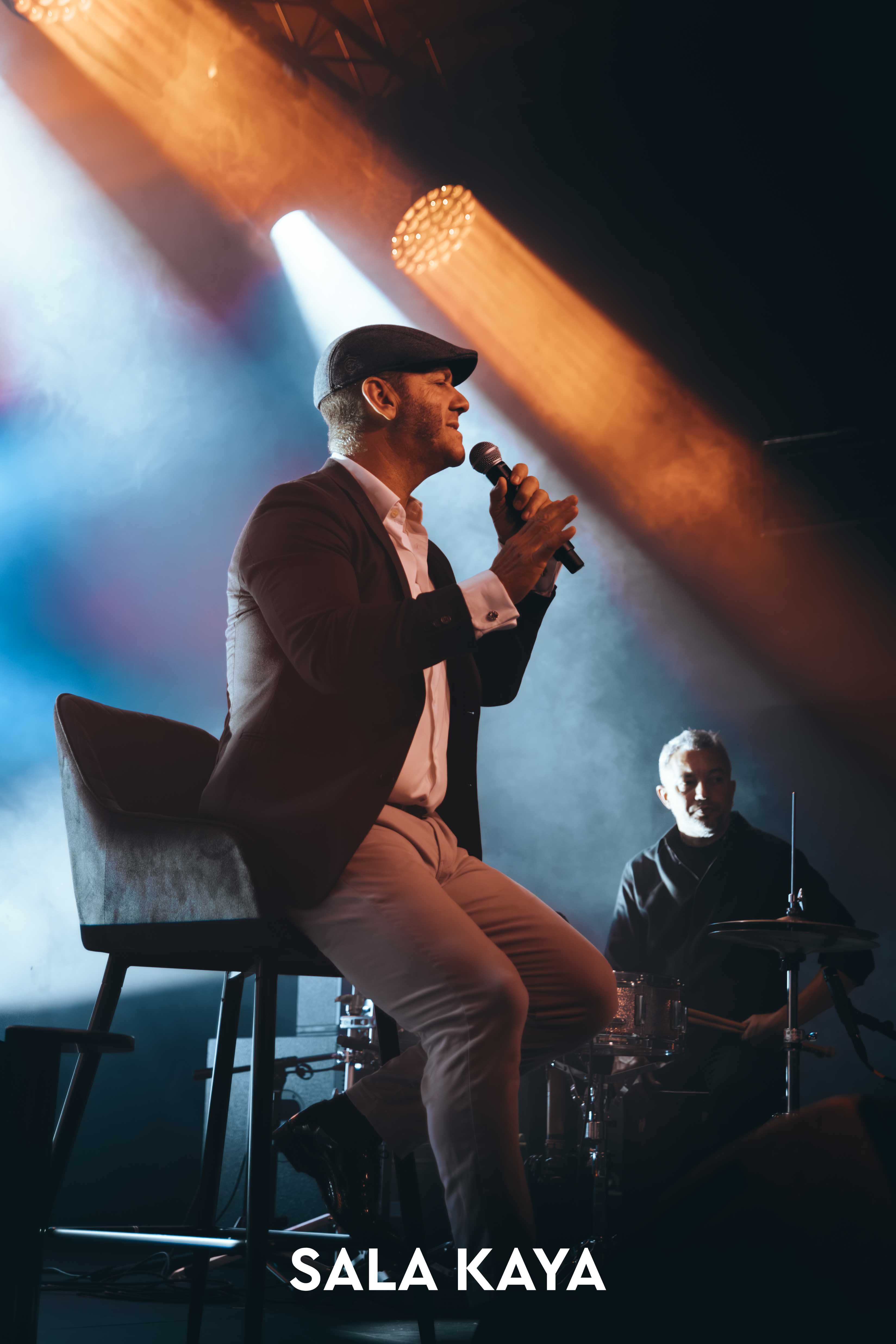 foto de público de PACO CANDELA