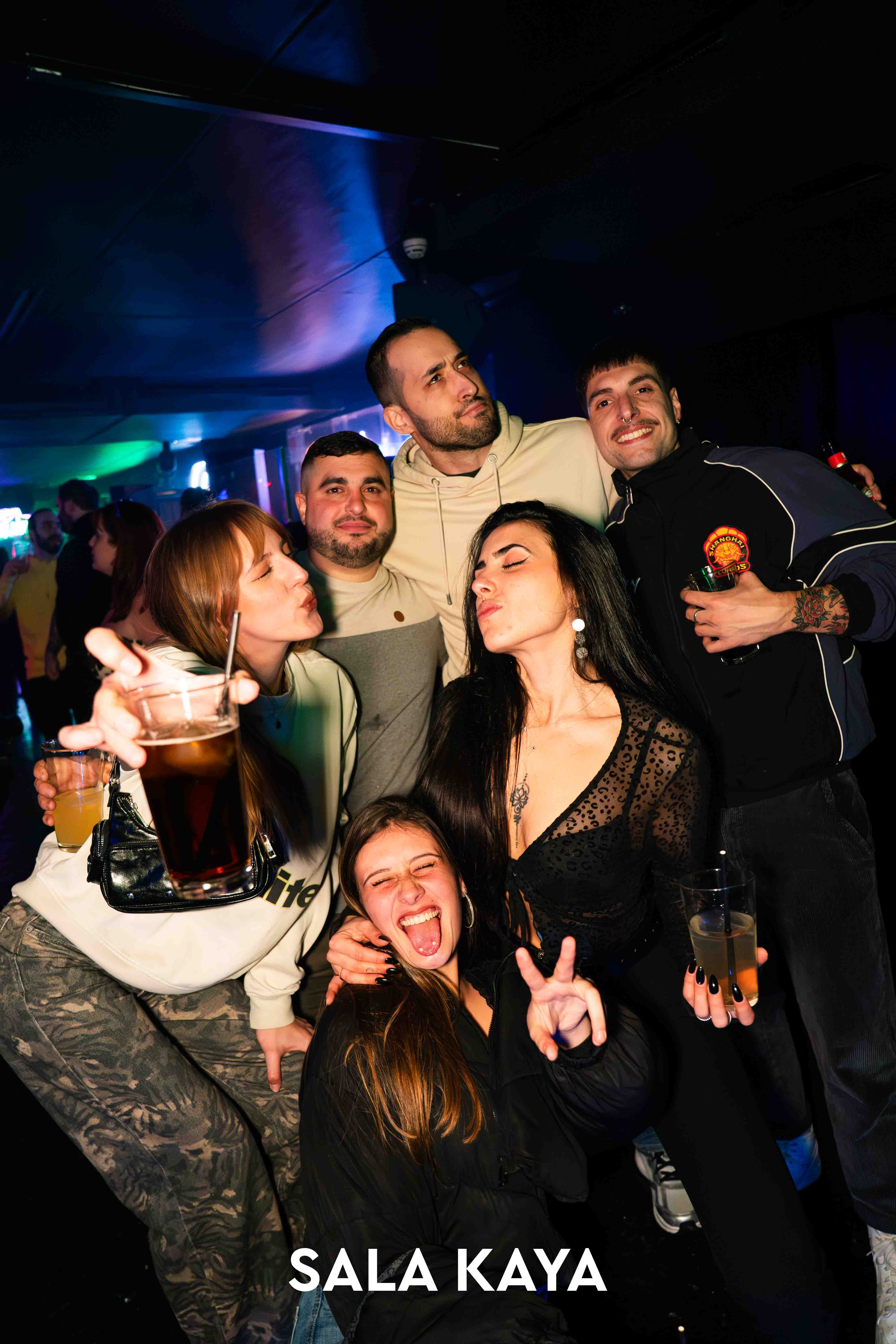 foto de público de PARKINEOS & AMYGDALA