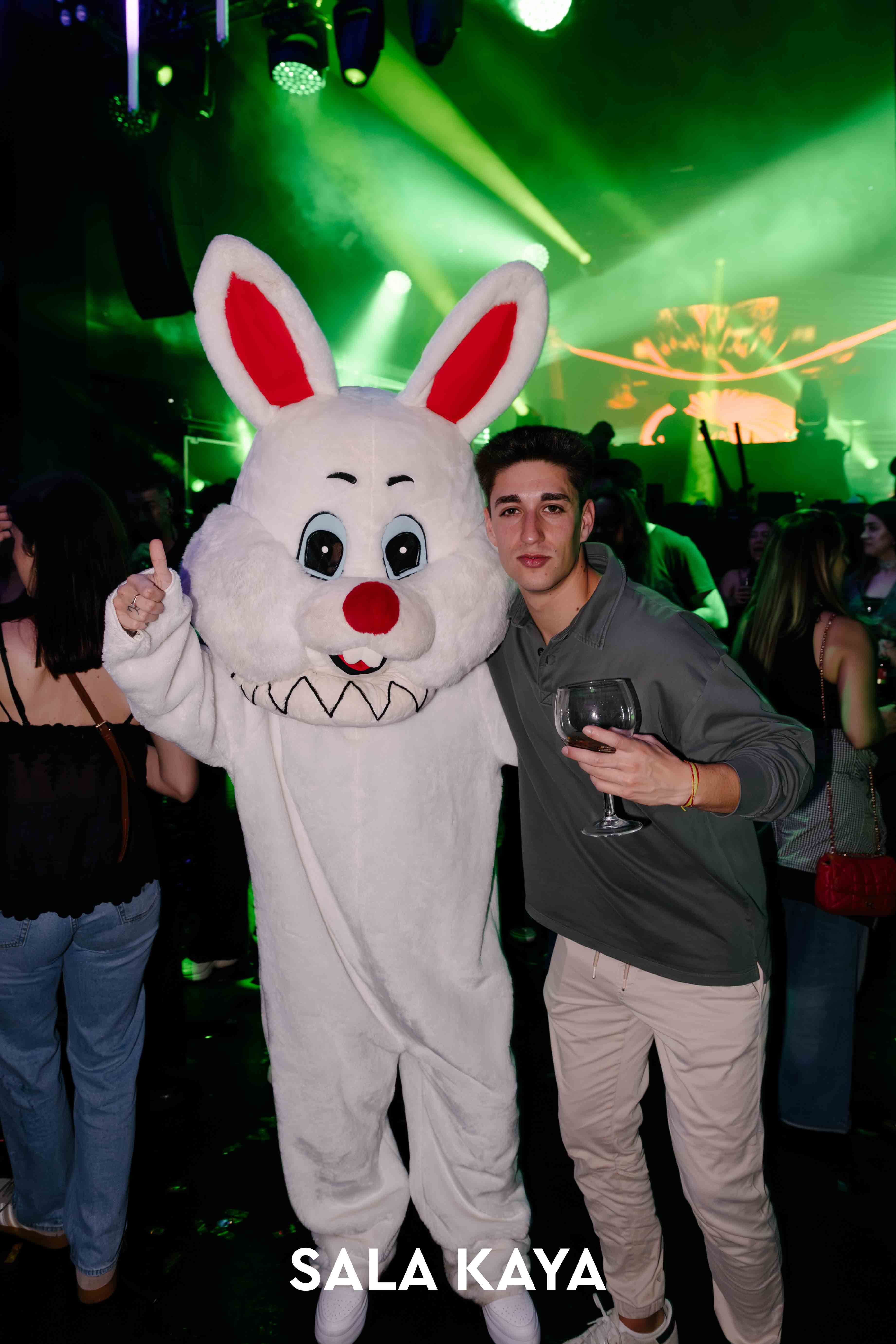 foto de público de POST HENRY MENDEZ