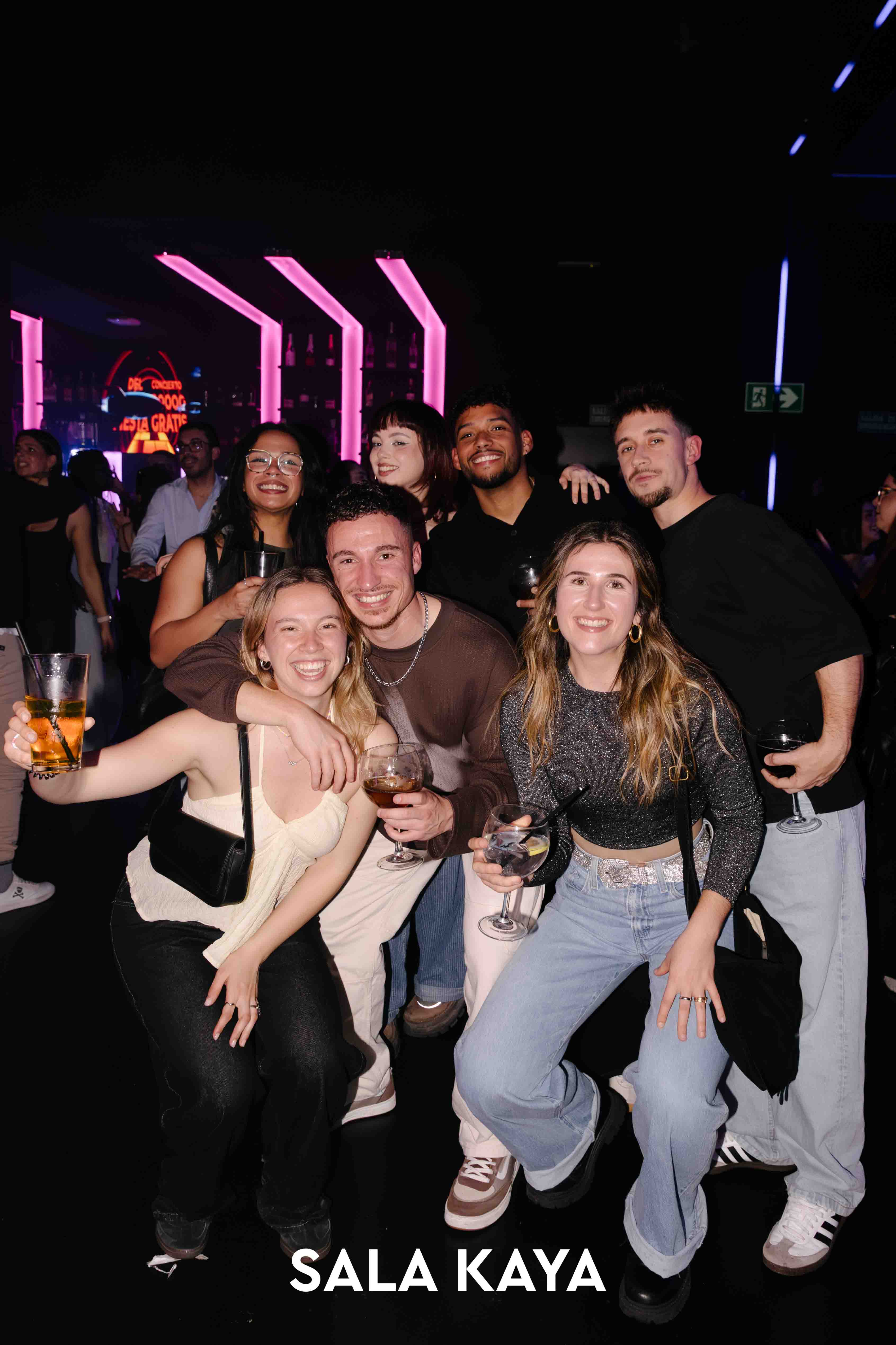 foto de público de POST HENRY MENDEZ