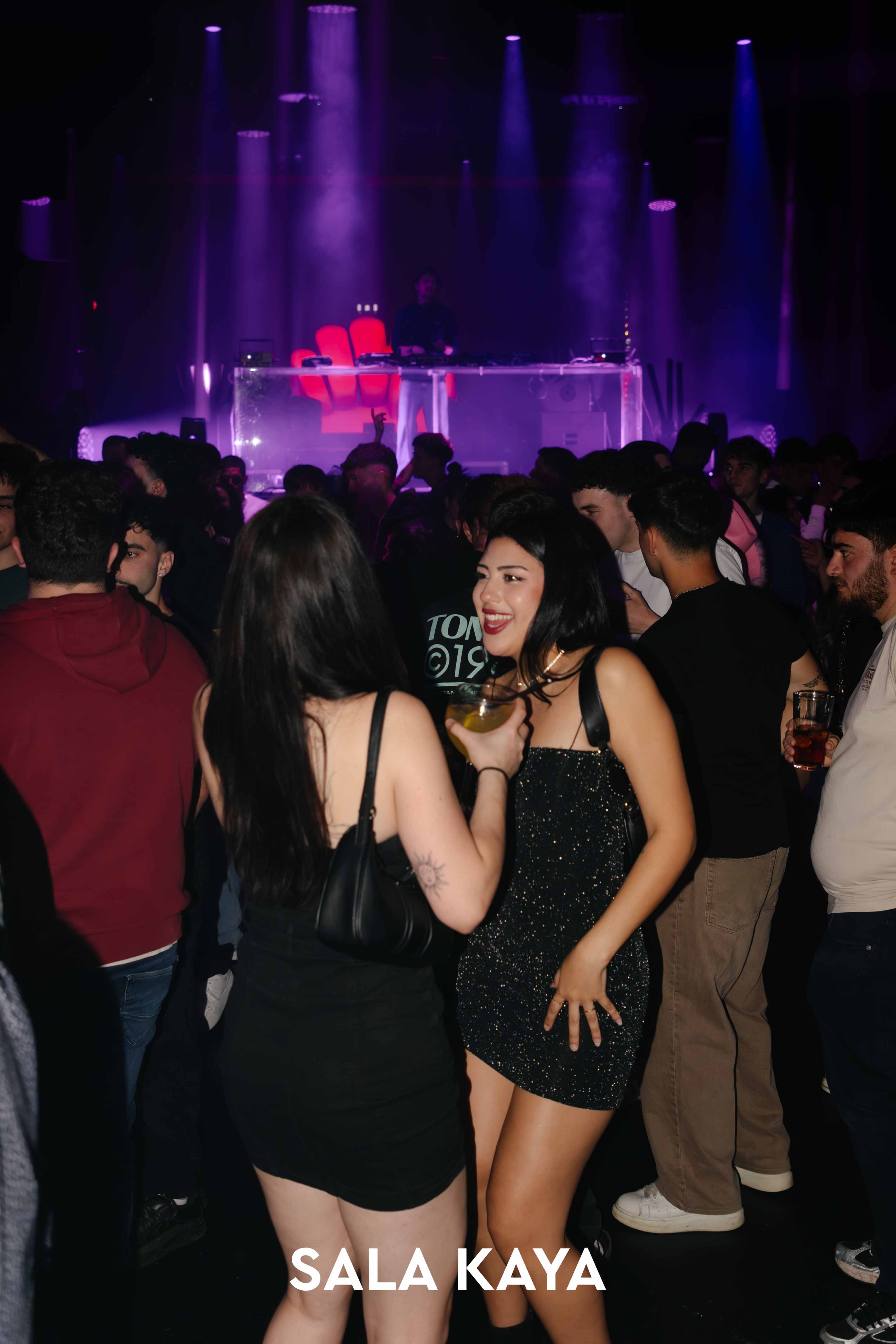 foto de público de REMEMBER REGGAETON RETURNS