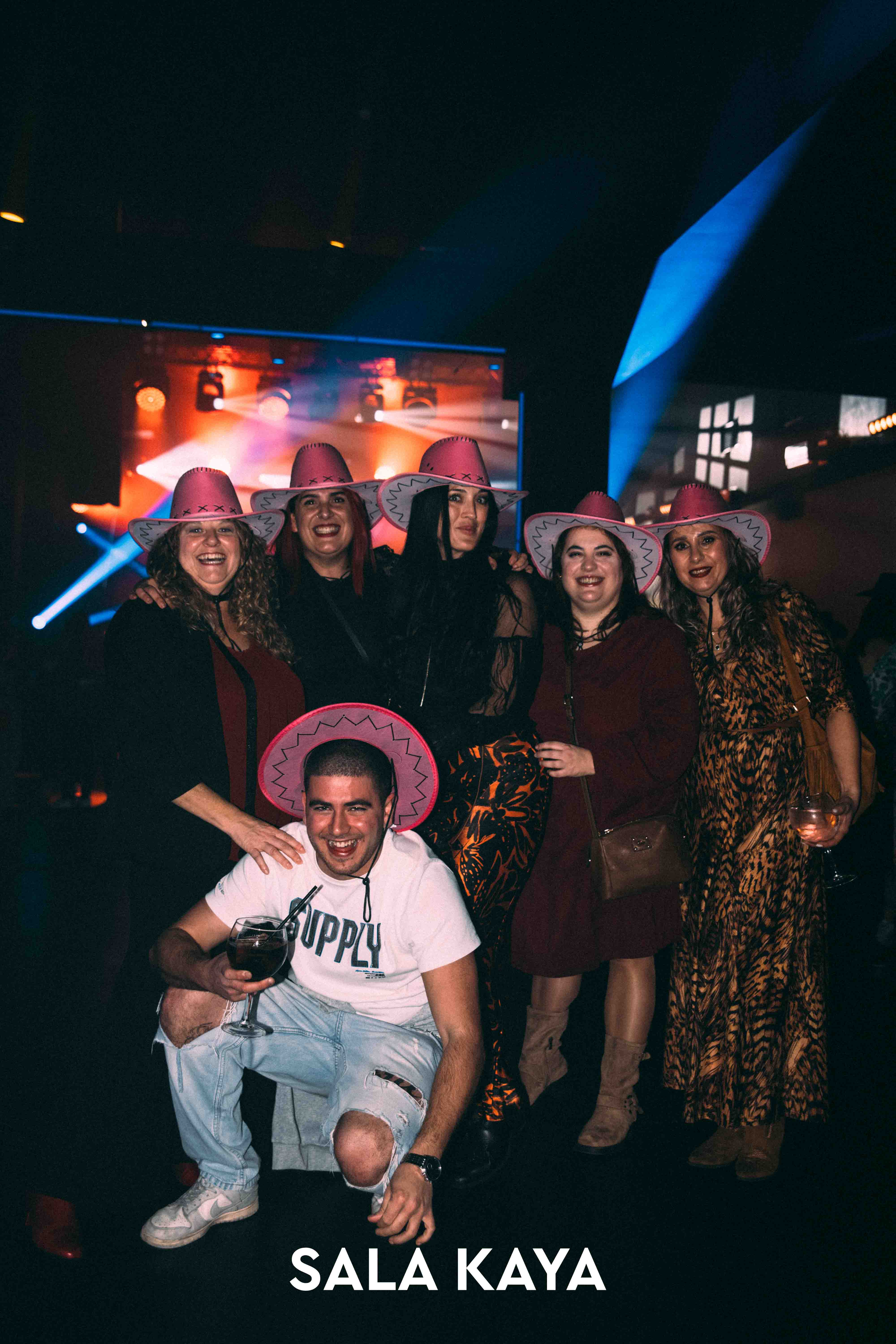 foto de público de RODEO PARTY