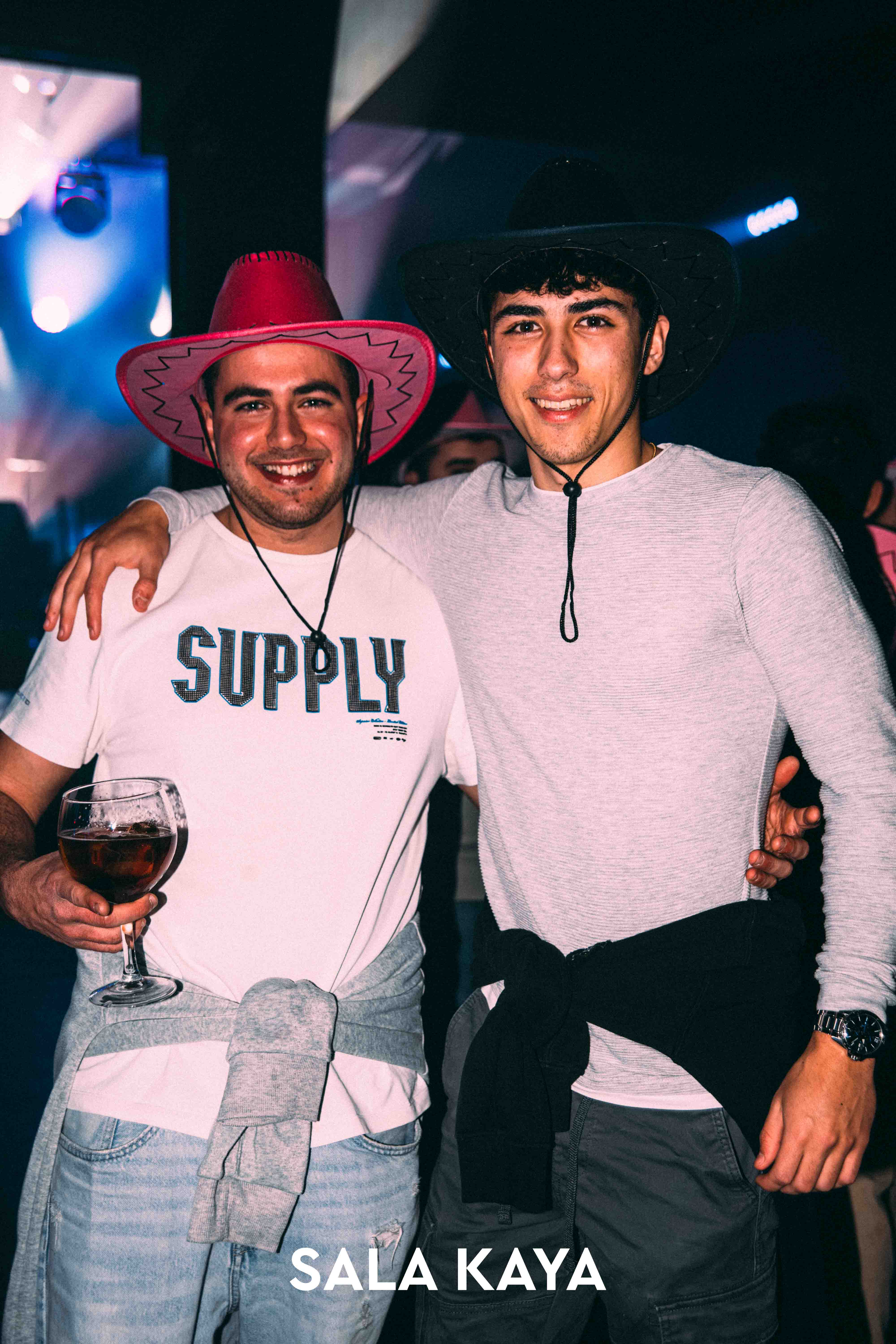 foto de público de RODEO PARTY