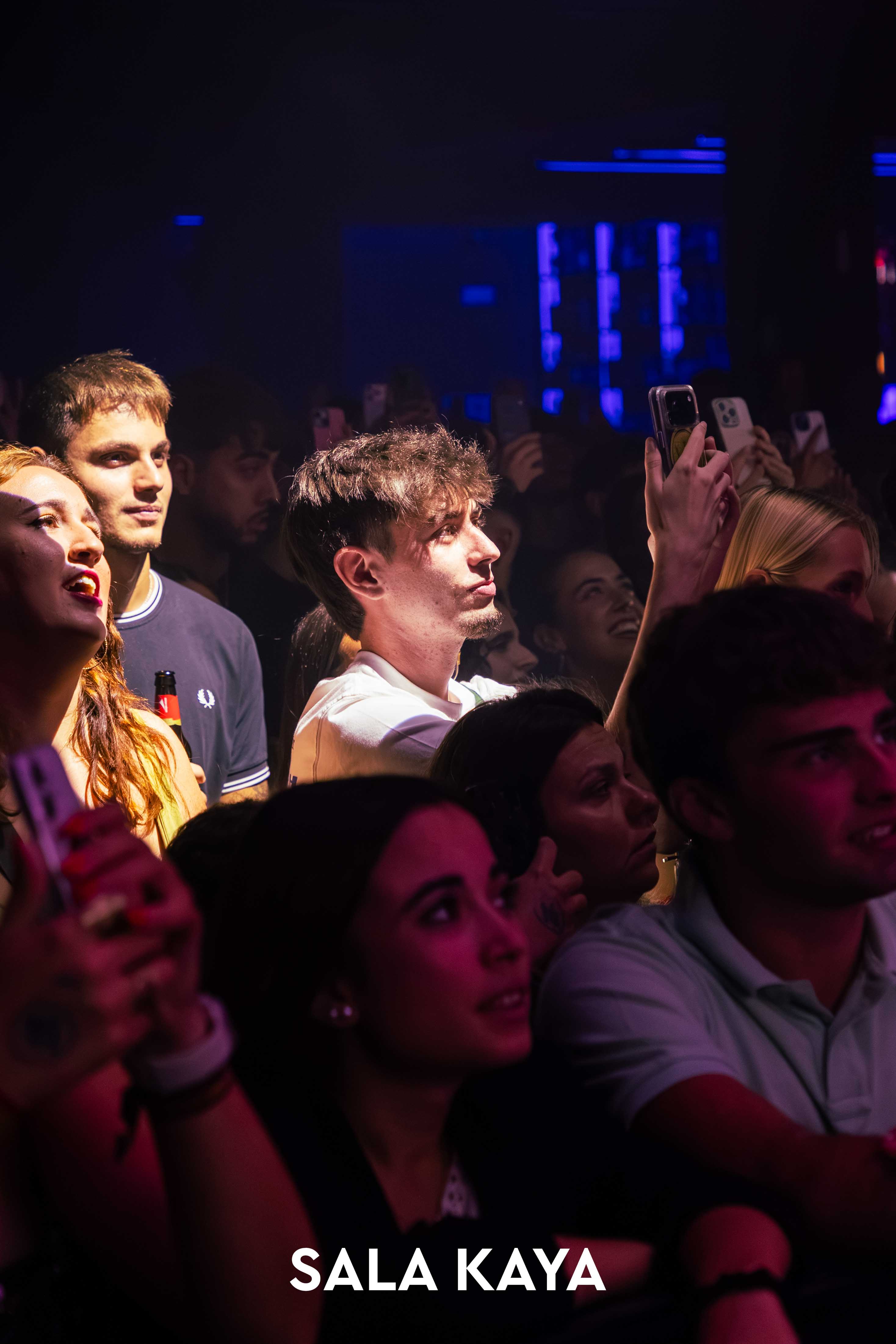 foto de público de SERKO