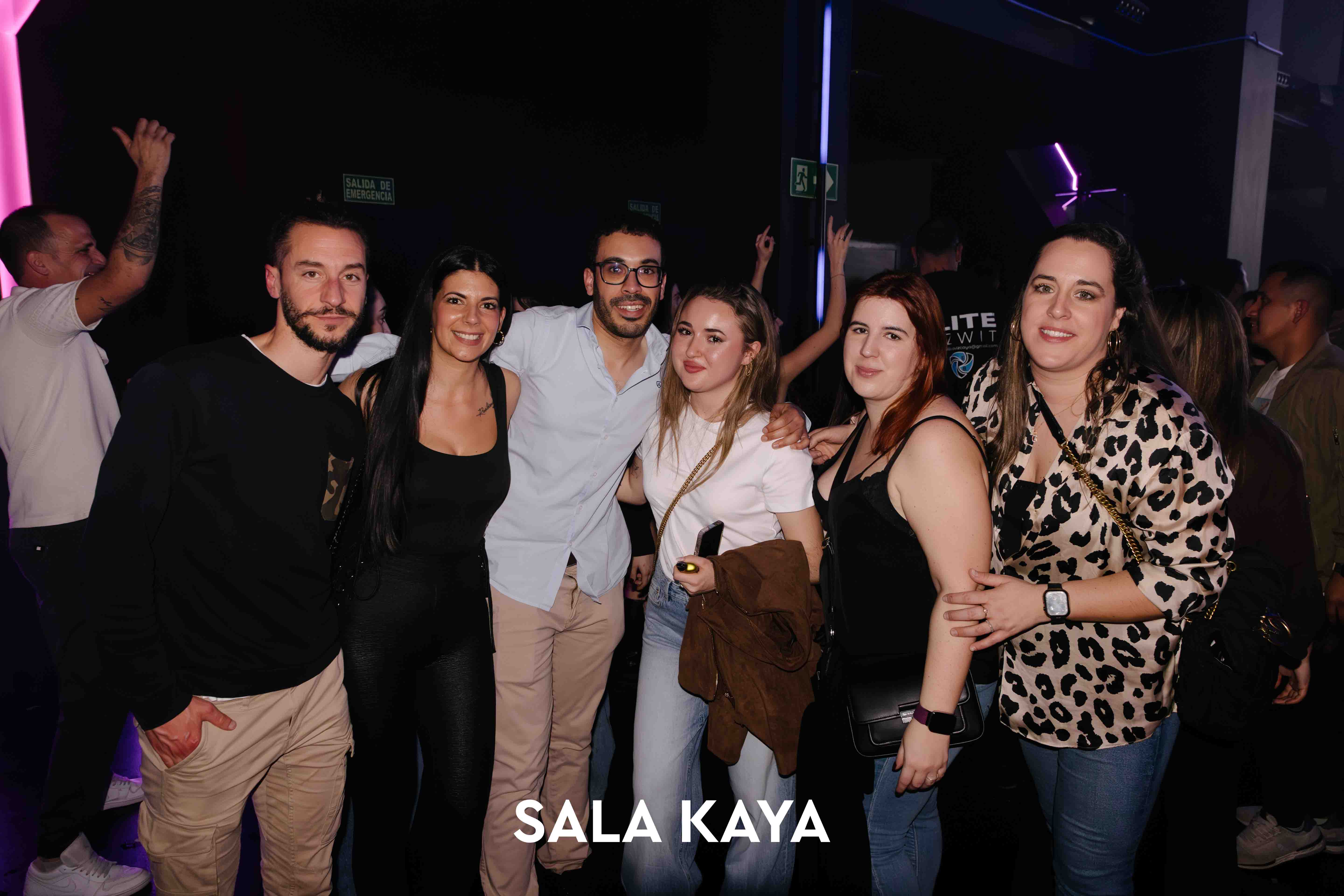 foto de público de POST HENRY MENDEZ